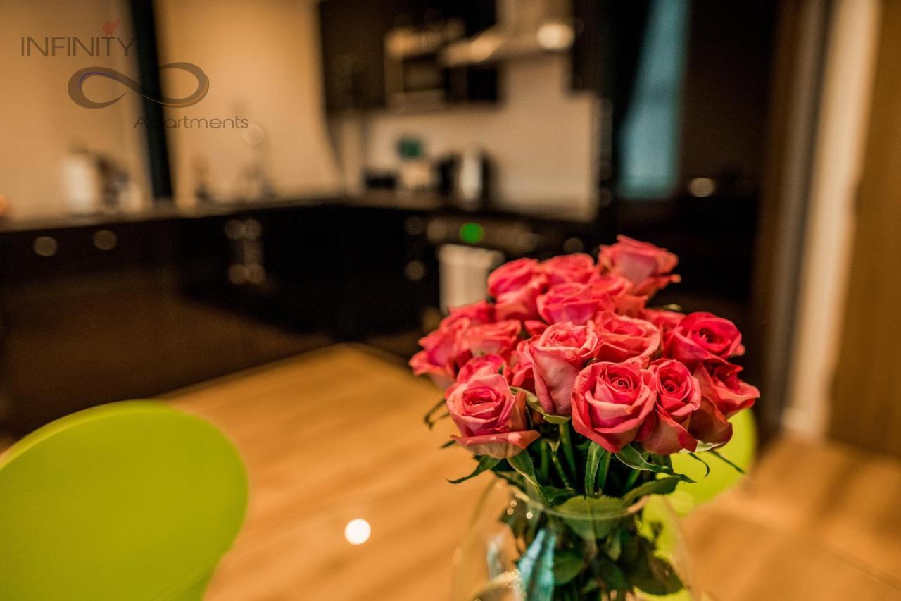 Contractor Bookers Bookdirect Save 10Percent Appartement Liverpool Buitenkant foto